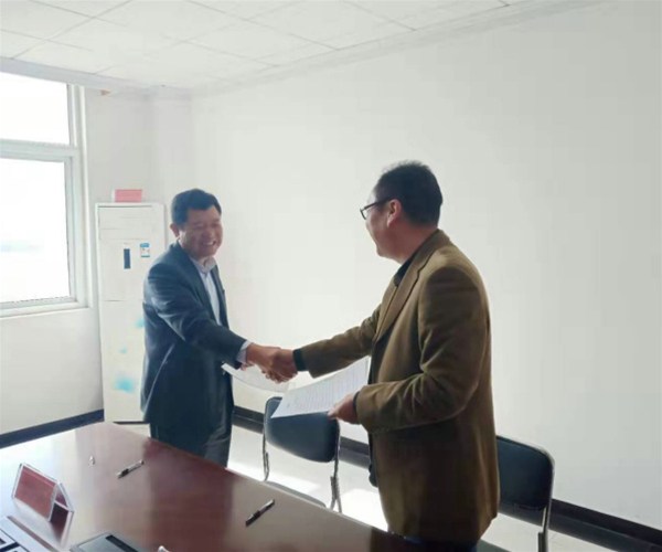 河南現(xiàn)代來訪15